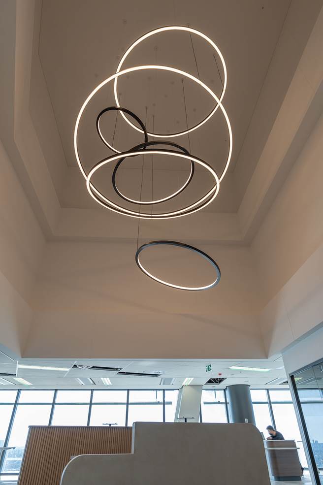 large scale LED custom lighting in Sydney CBD by Di Emme Creative Solutions